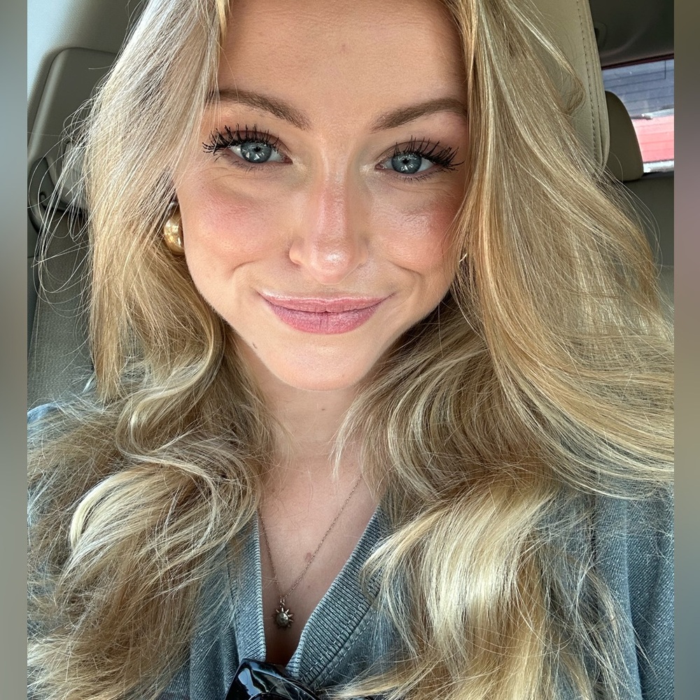 Meet your Posher, Mylène